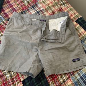 M 34 Patagonia shorts